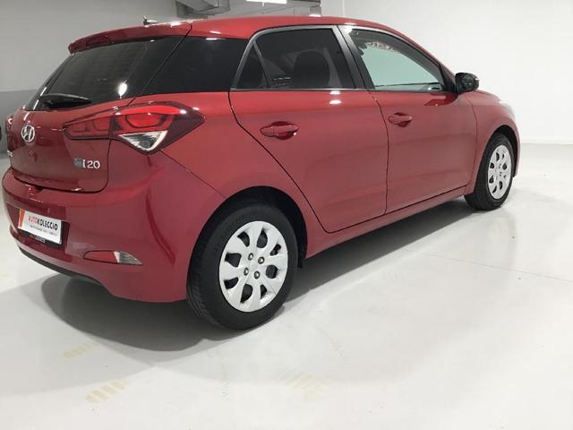 Foto Hyundai i20 24