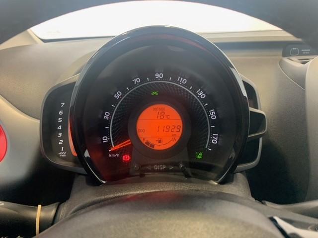 Foto Toyota Aygo 14