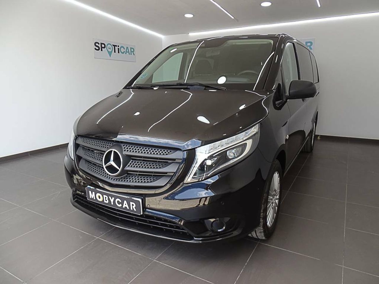 Foto Mercedes-Benz Vito 1