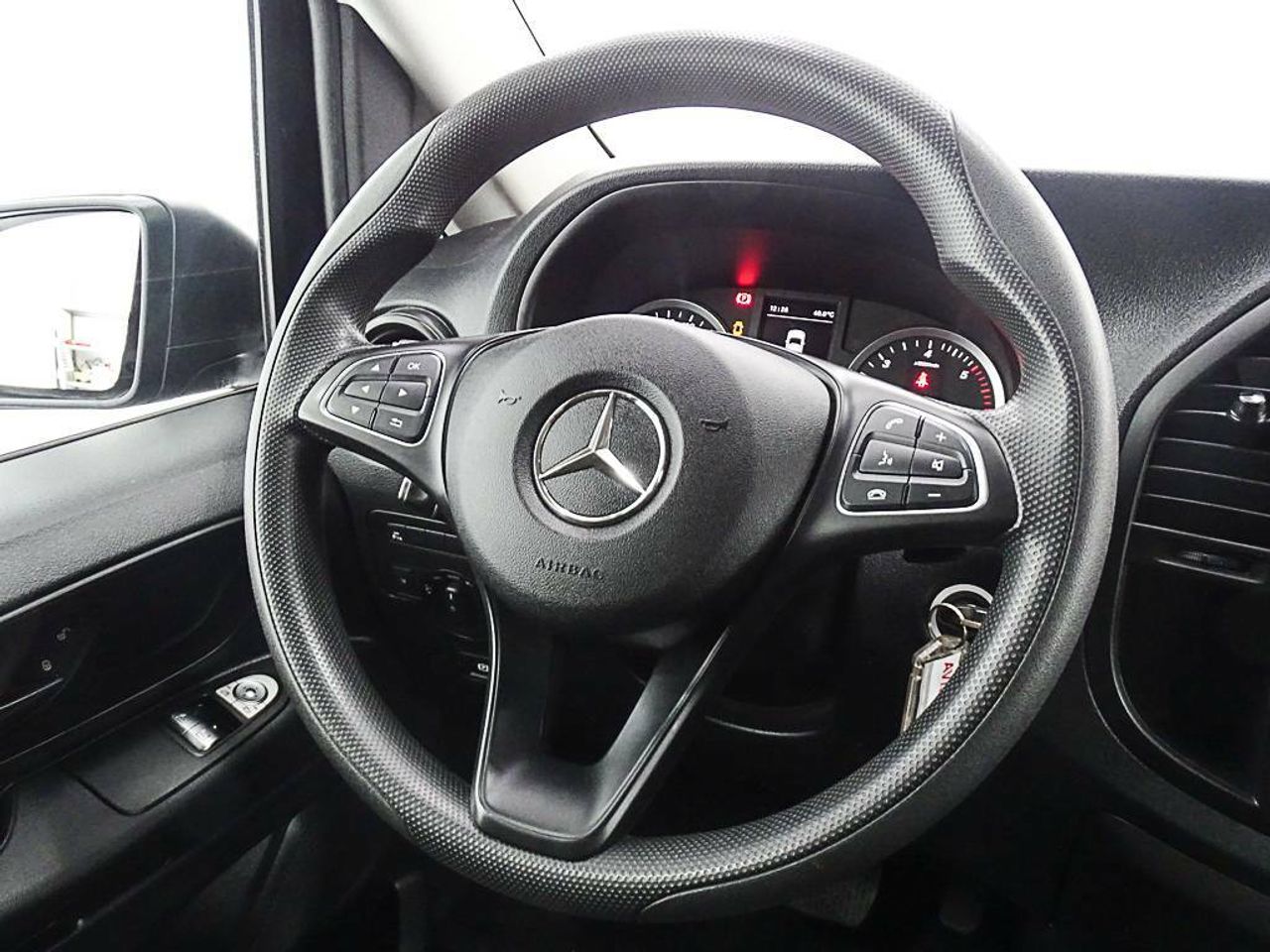 Foto Mercedes-Benz Vito 25