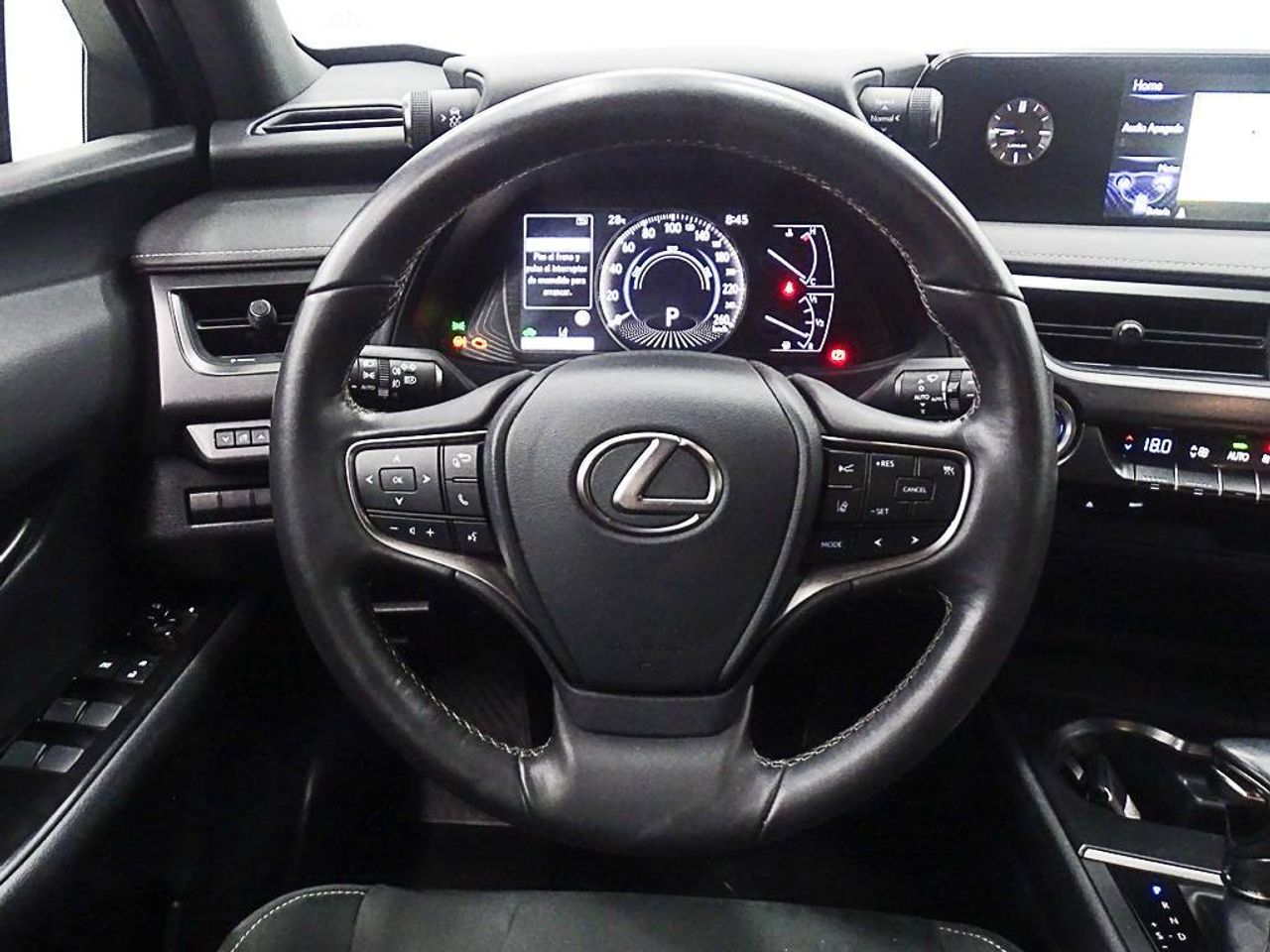 Foto Lexus UX 29