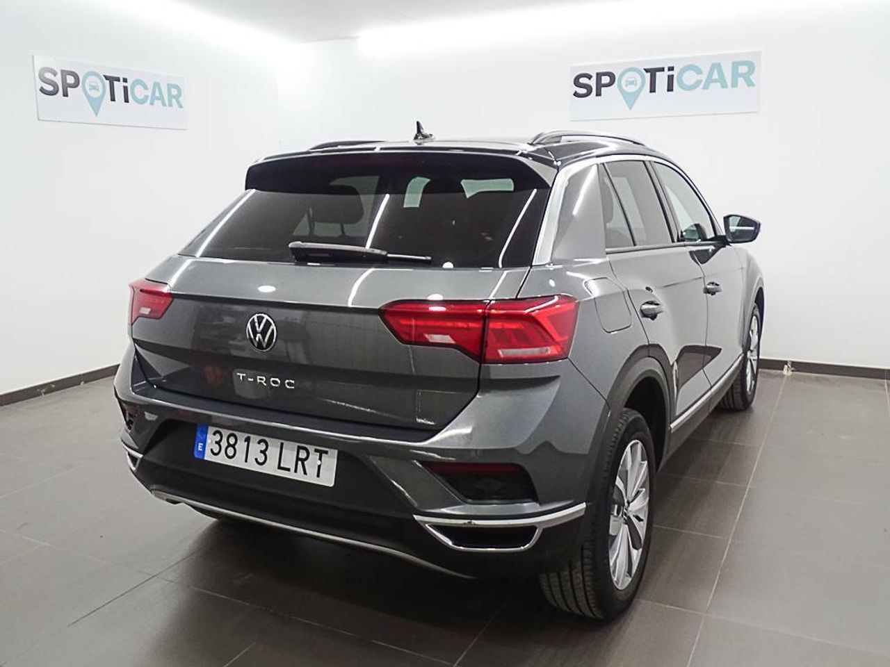 Foto Volkswagen T-Roc 24