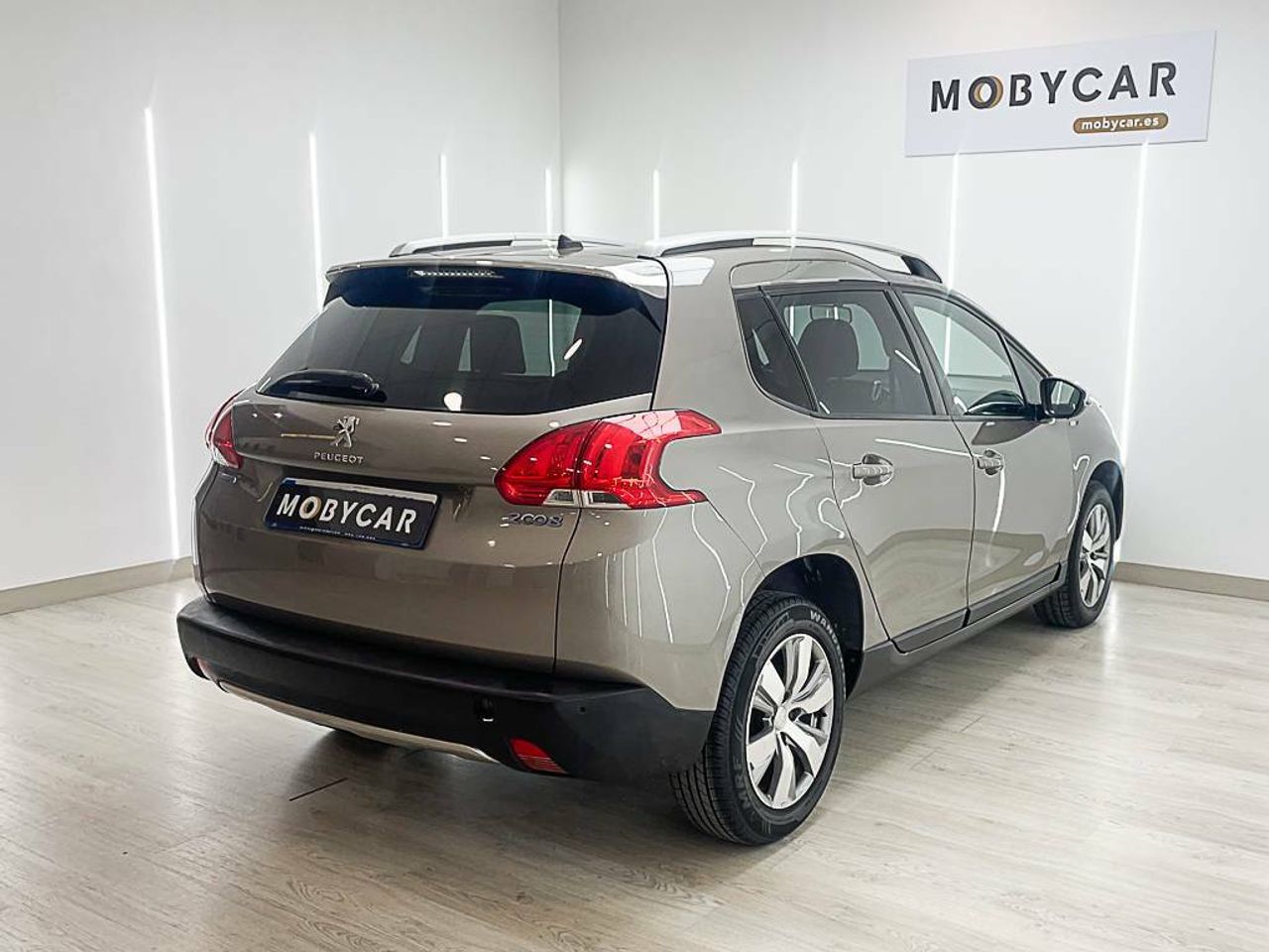 Foto Peugeot 2008 8