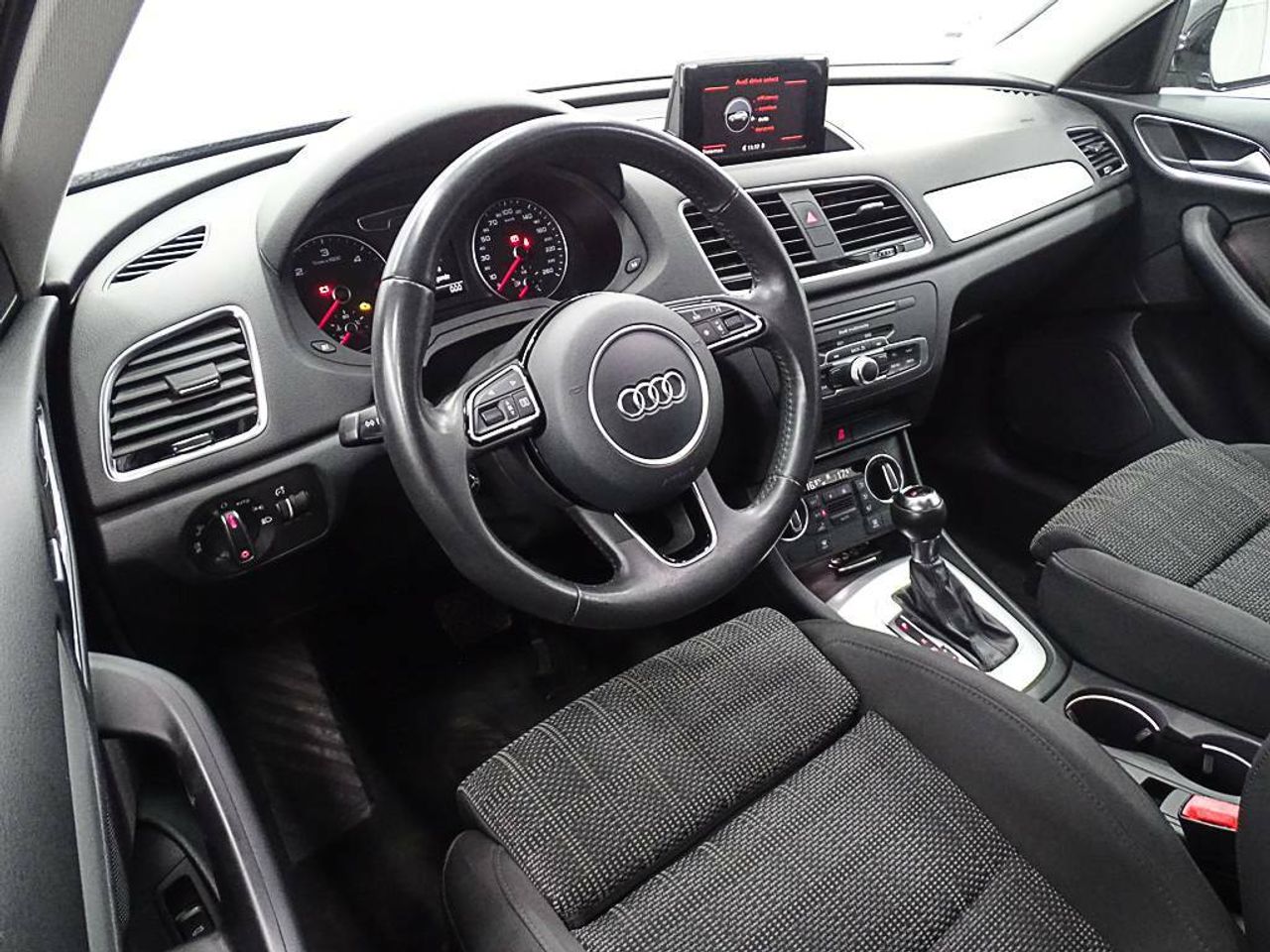 Foto Audi Q3 26