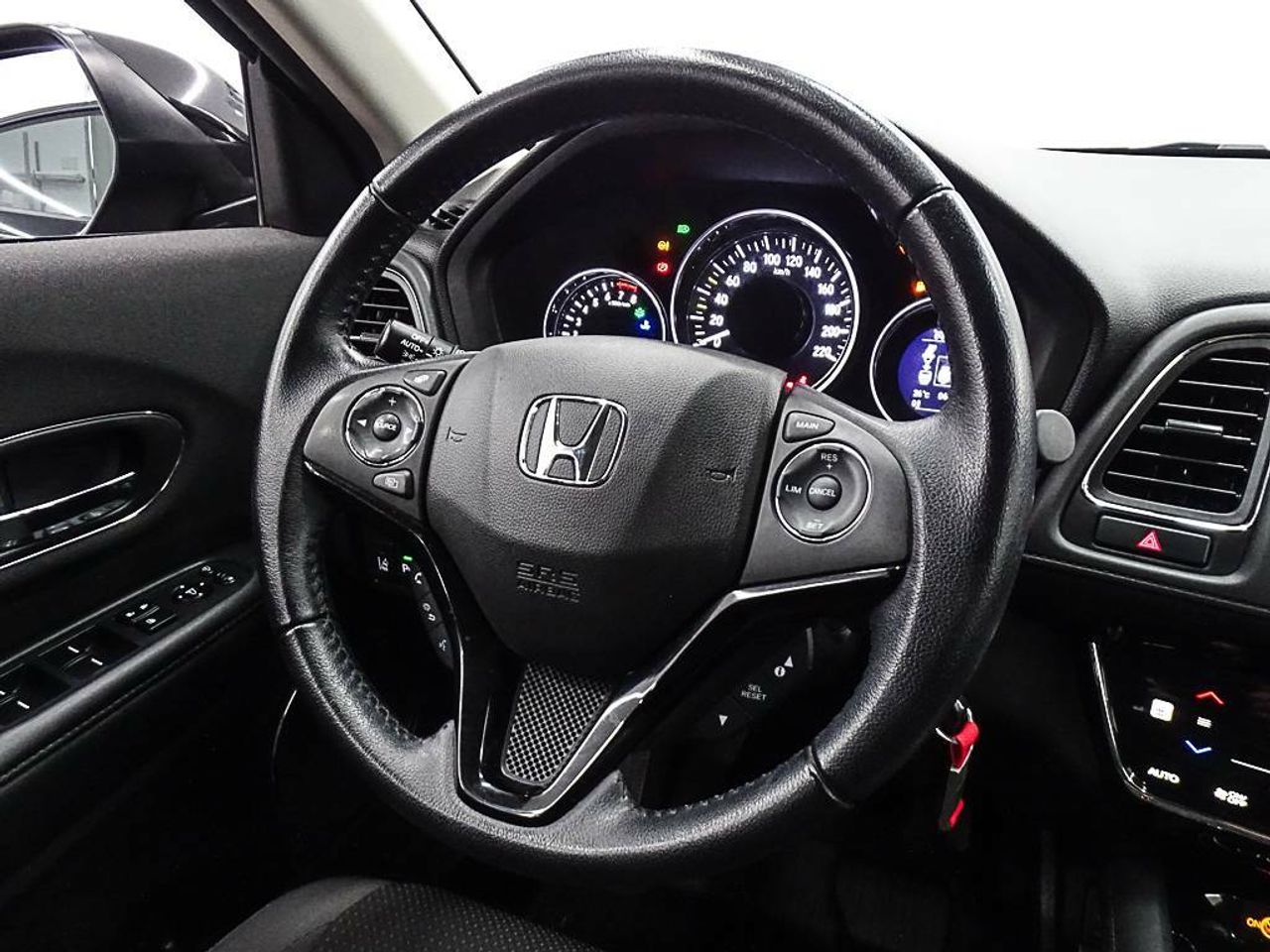 Foto Honda HR-V 23