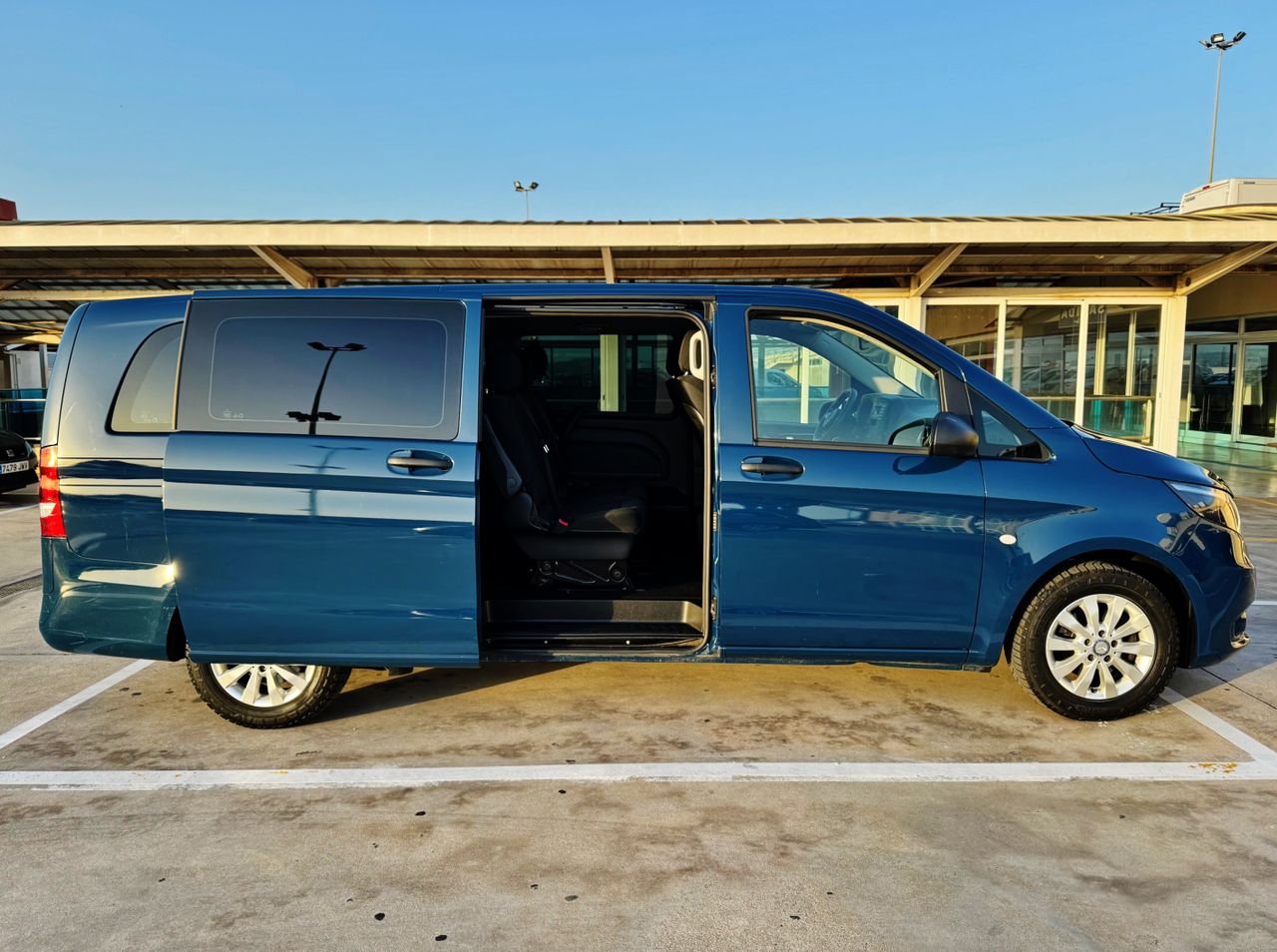 Foto Mercedes-Benz Vito 11