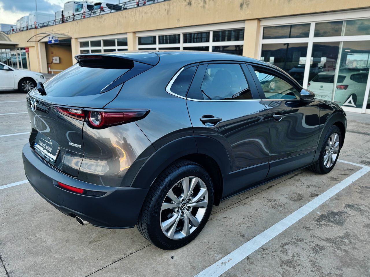 Foto Mazda CX-30 3