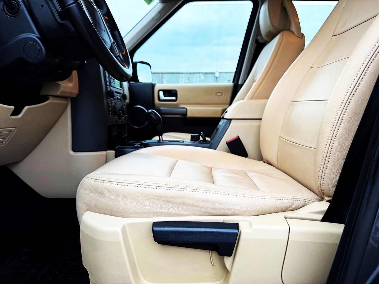 Foto Land-Rover Discovery 6