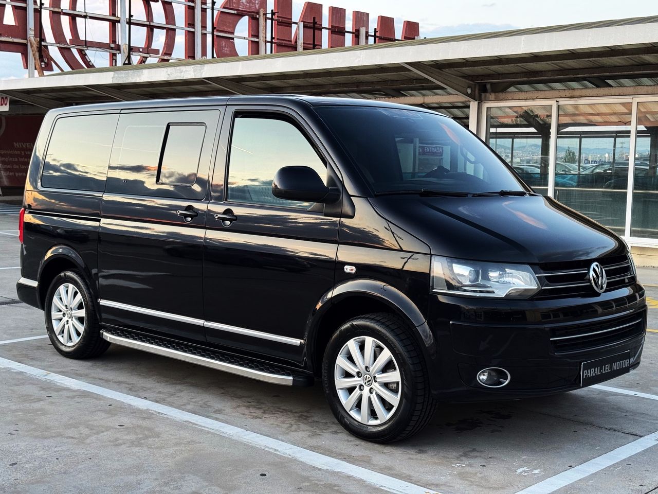 Foto Volkswagen Multivan 1