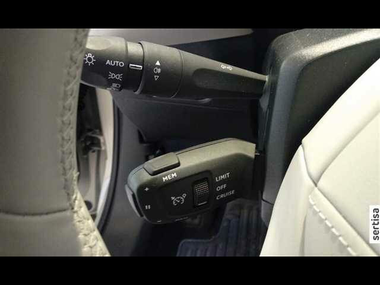 Foto DS Automobiles DS 3 12