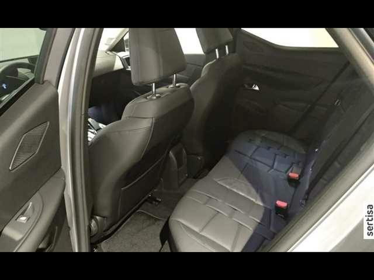 Foto DS Automobiles DS 3 9
