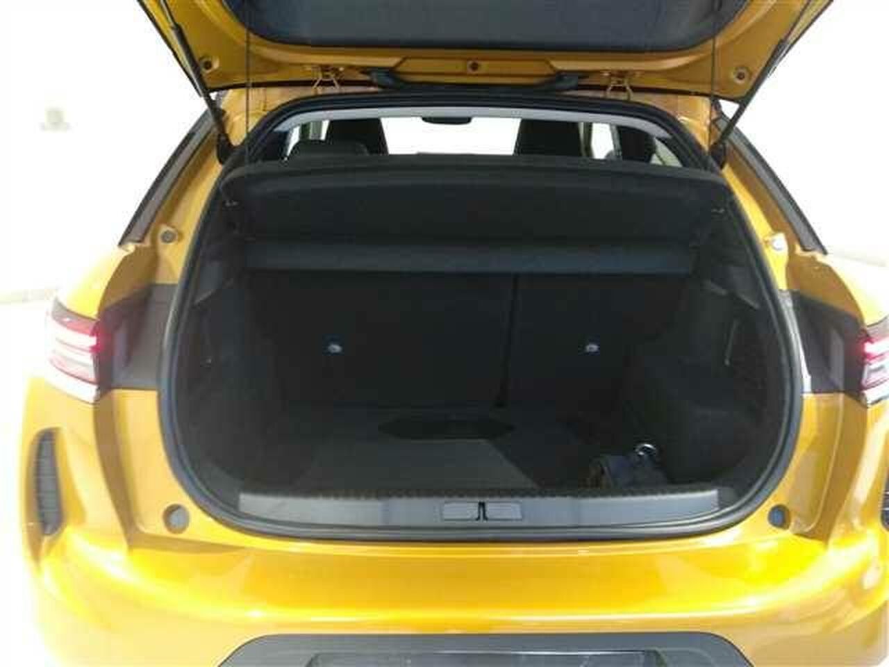Foto DS Automobiles DS 3 5