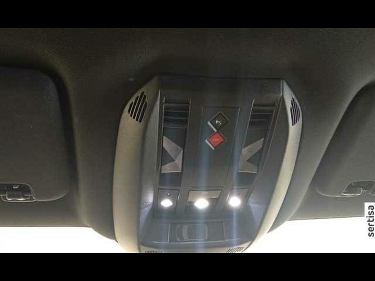 Foto DS Automobiles DS 3 8