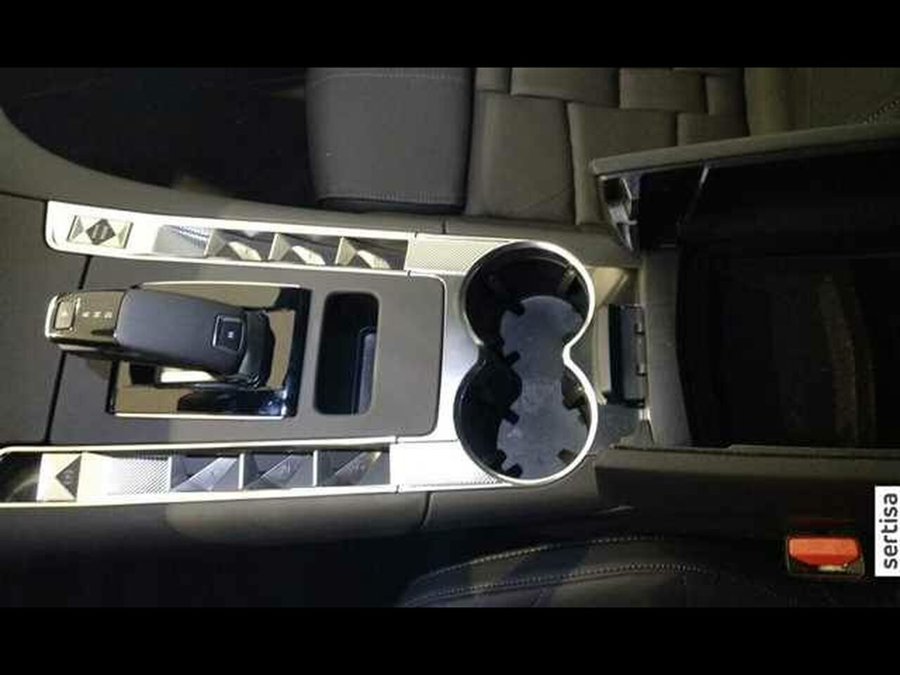 Foto DS Automobiles DS 3 10