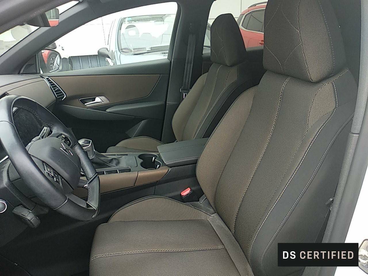 Foto DS Automobiles DS 7 9