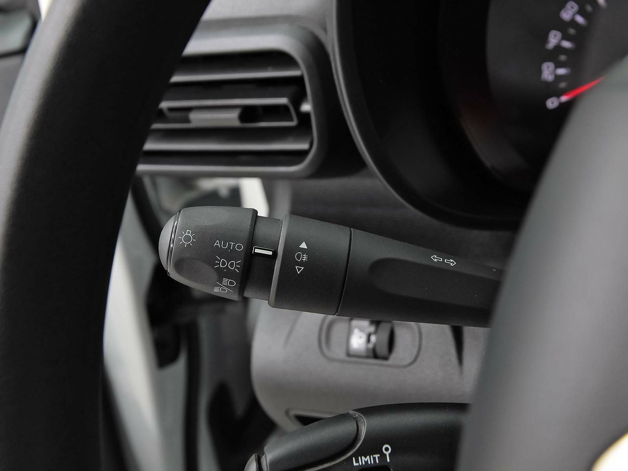 Foto Citroën Berlingo 24