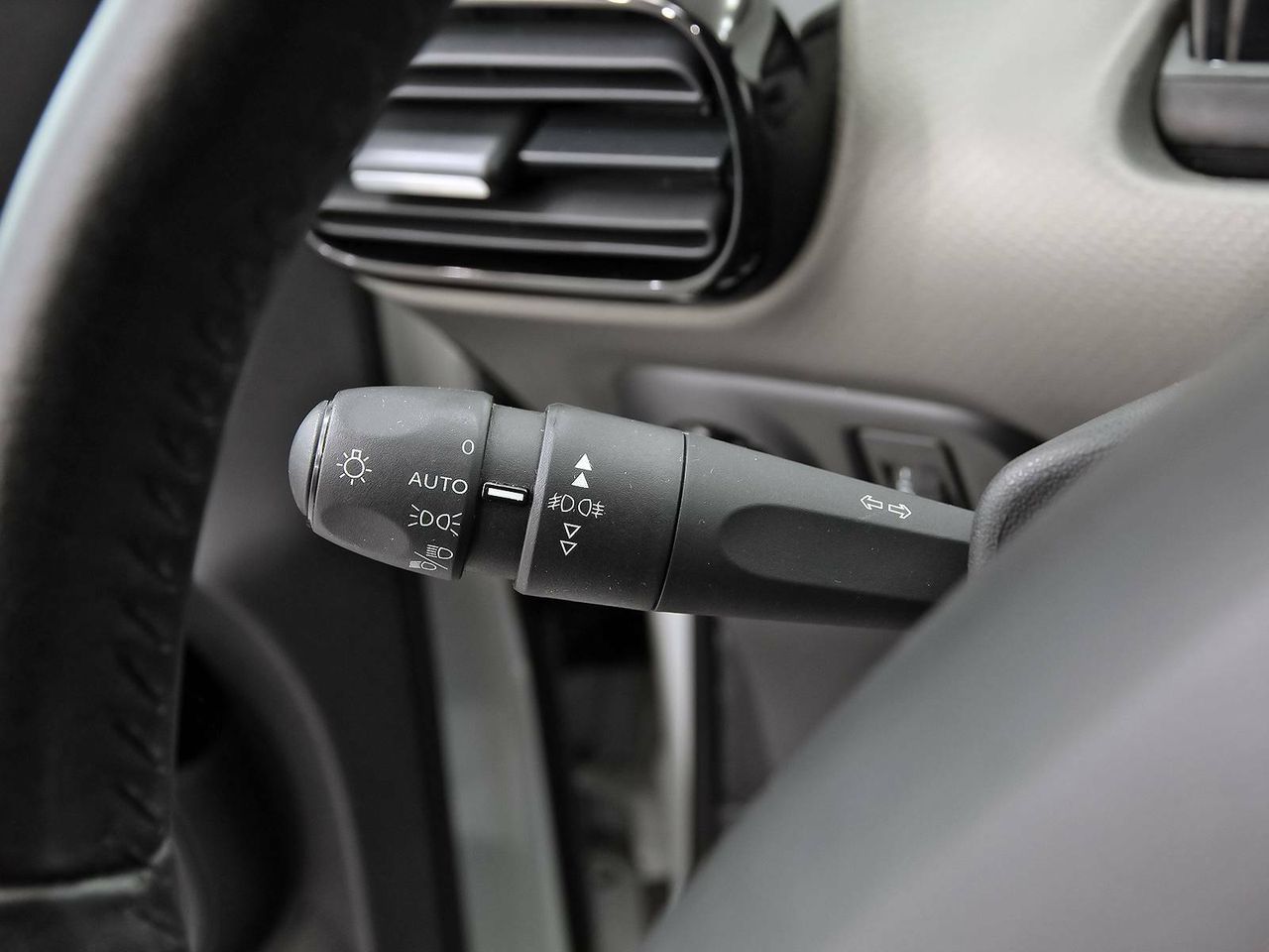 Foto Citroën C4 Cactus 24