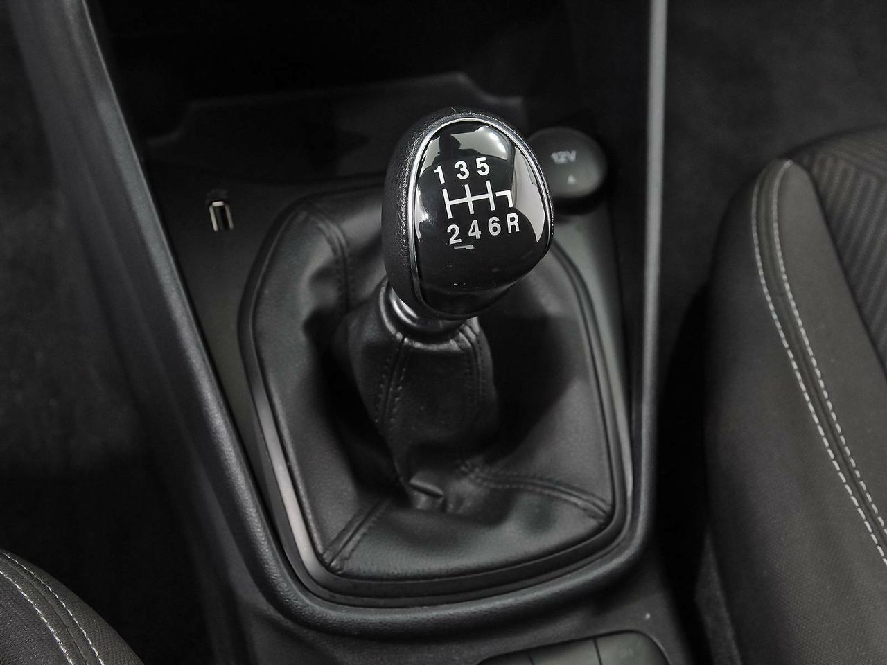 Foto Ford Fiesta 13