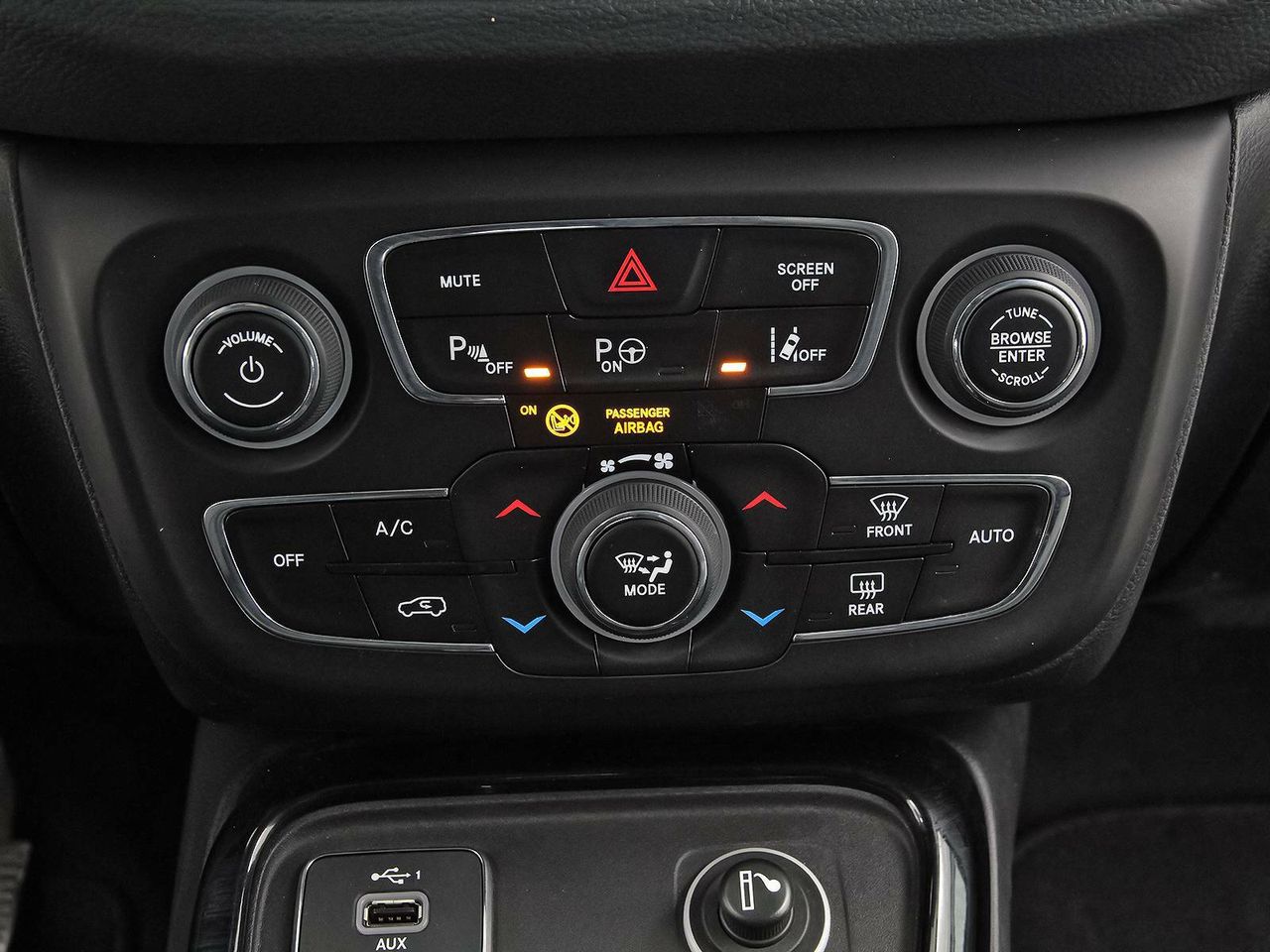 Foto Jeep Compass 33