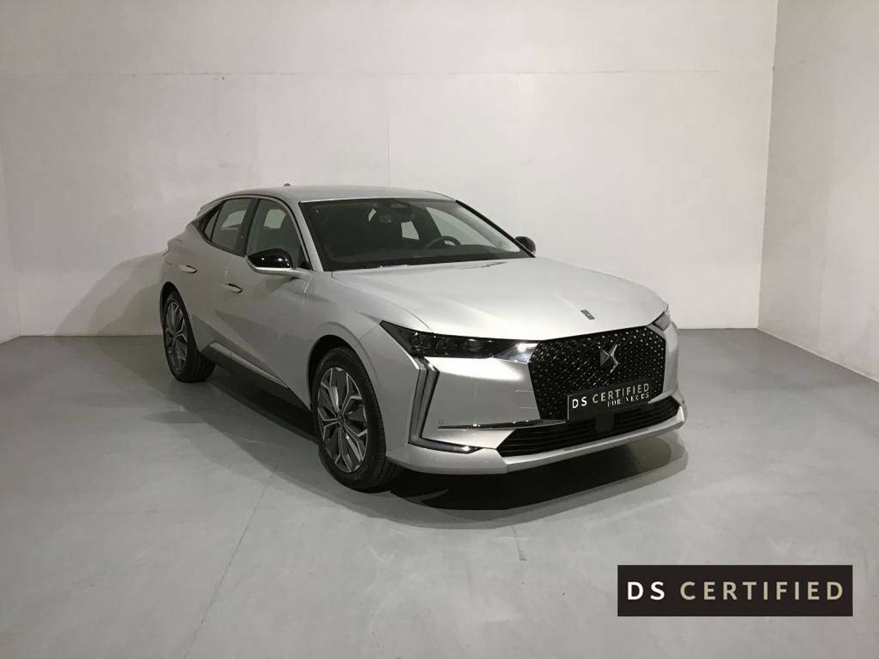 Foto DS Automobiles DS 4 3