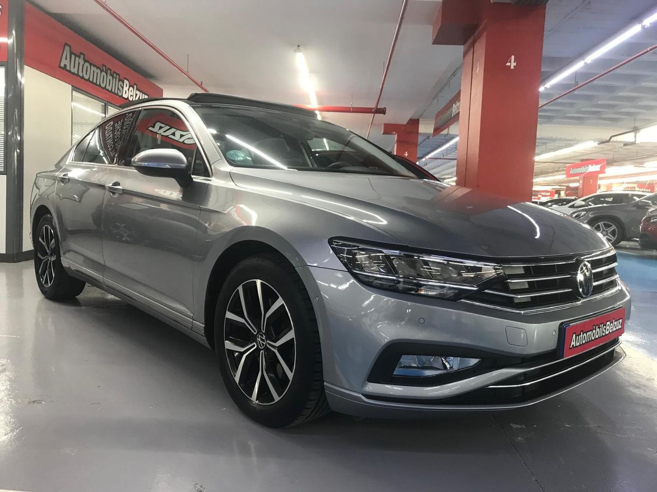 Foto Volkswagen Passat 16