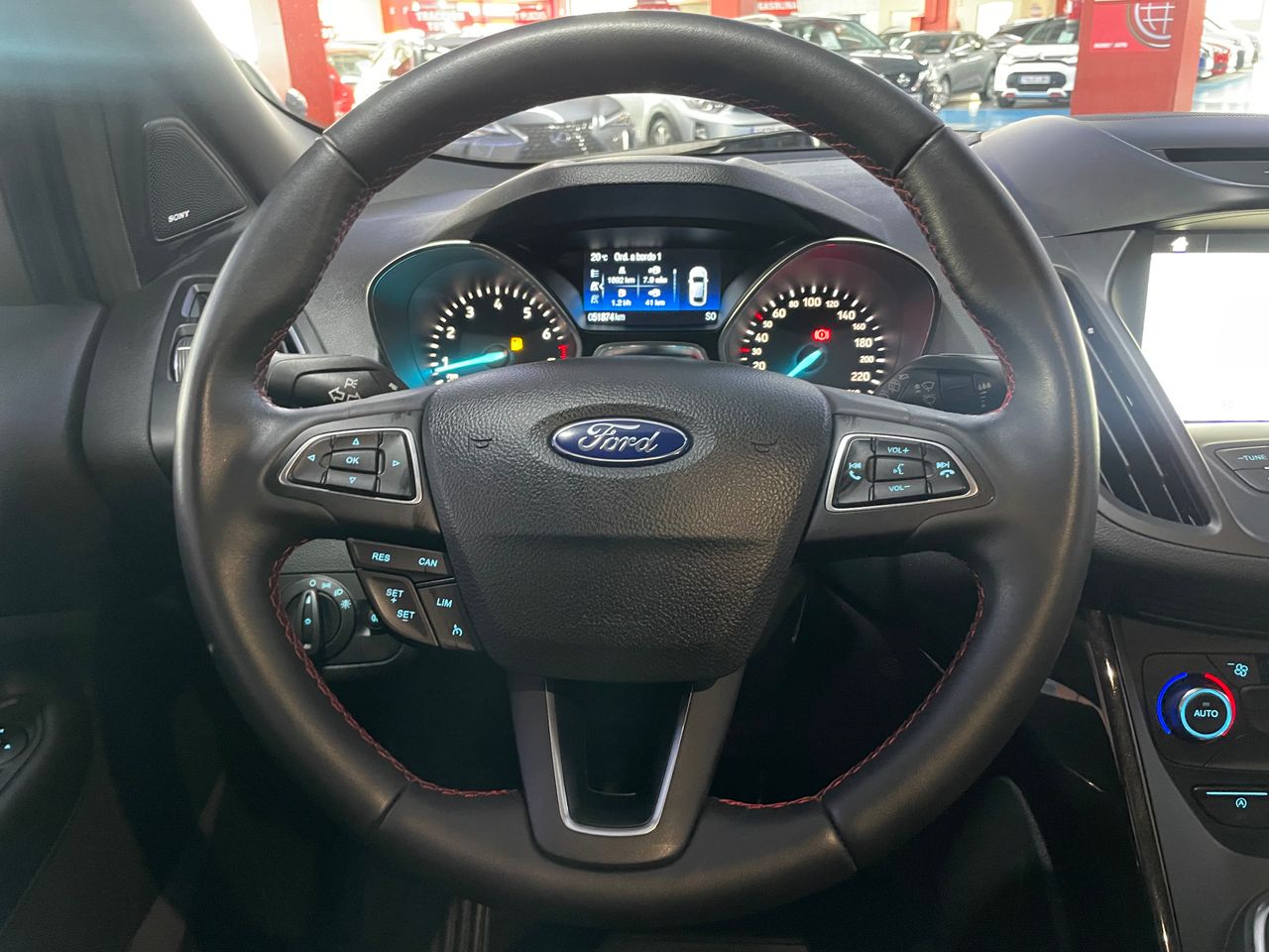 Foto Ford Kuga 13