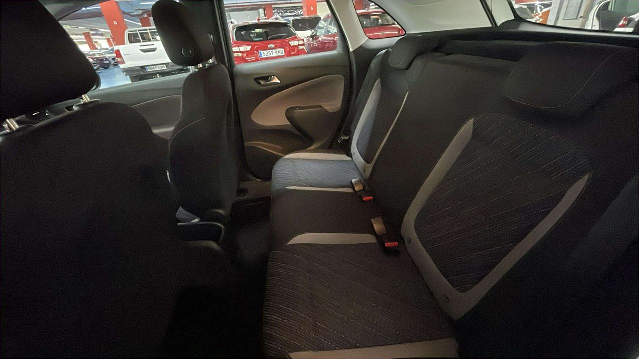 Foto Opel Crossland X 10