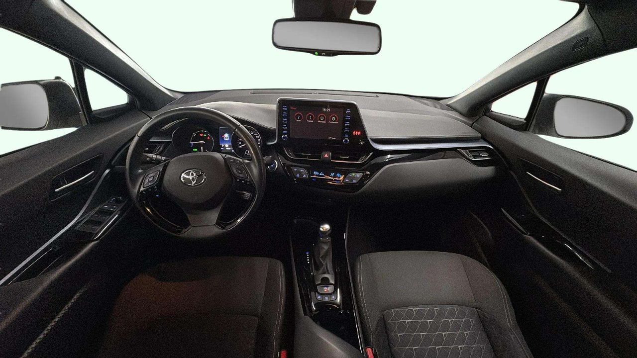 Foto Toyota C-HR 7