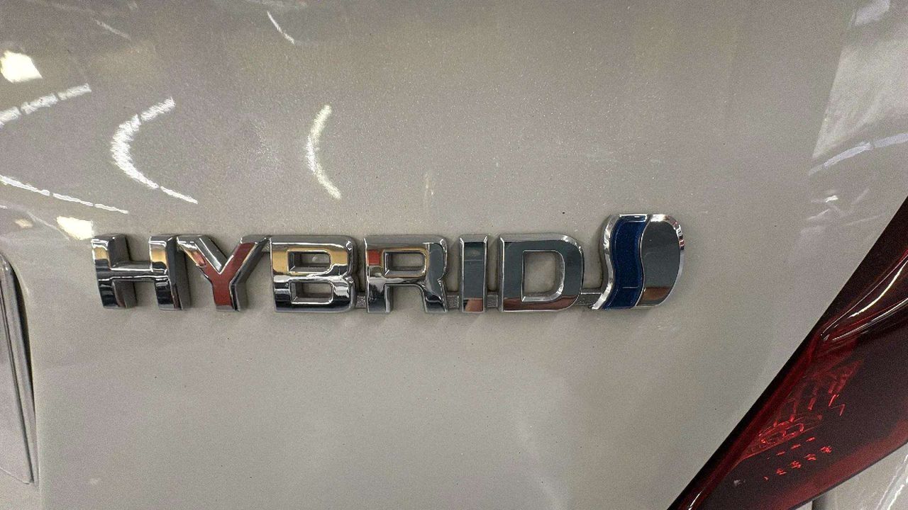 Foto Toyota C-HR 18