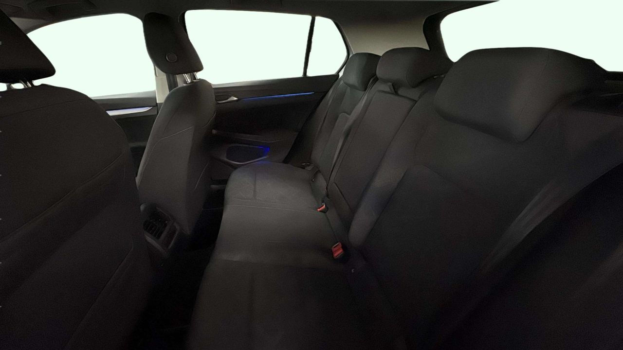 Foto Volkswagen Golf 8