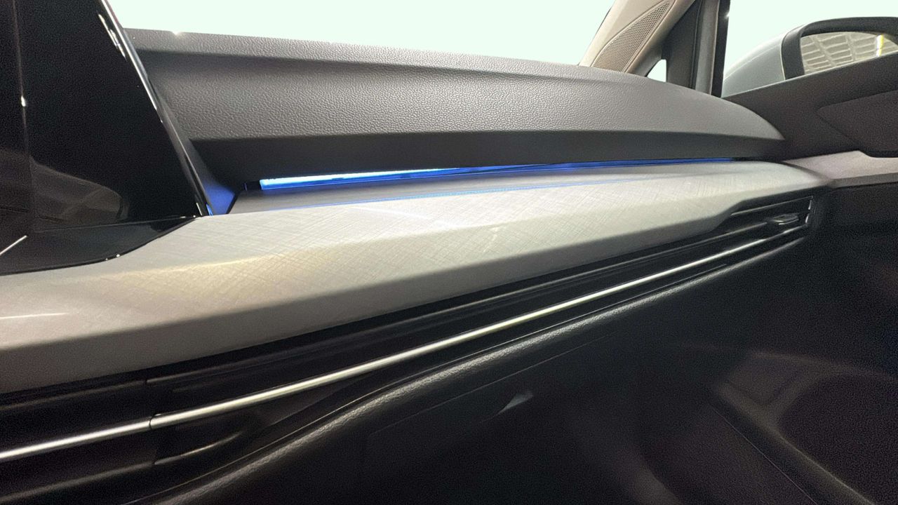 Foto Volkswagen Golf 16