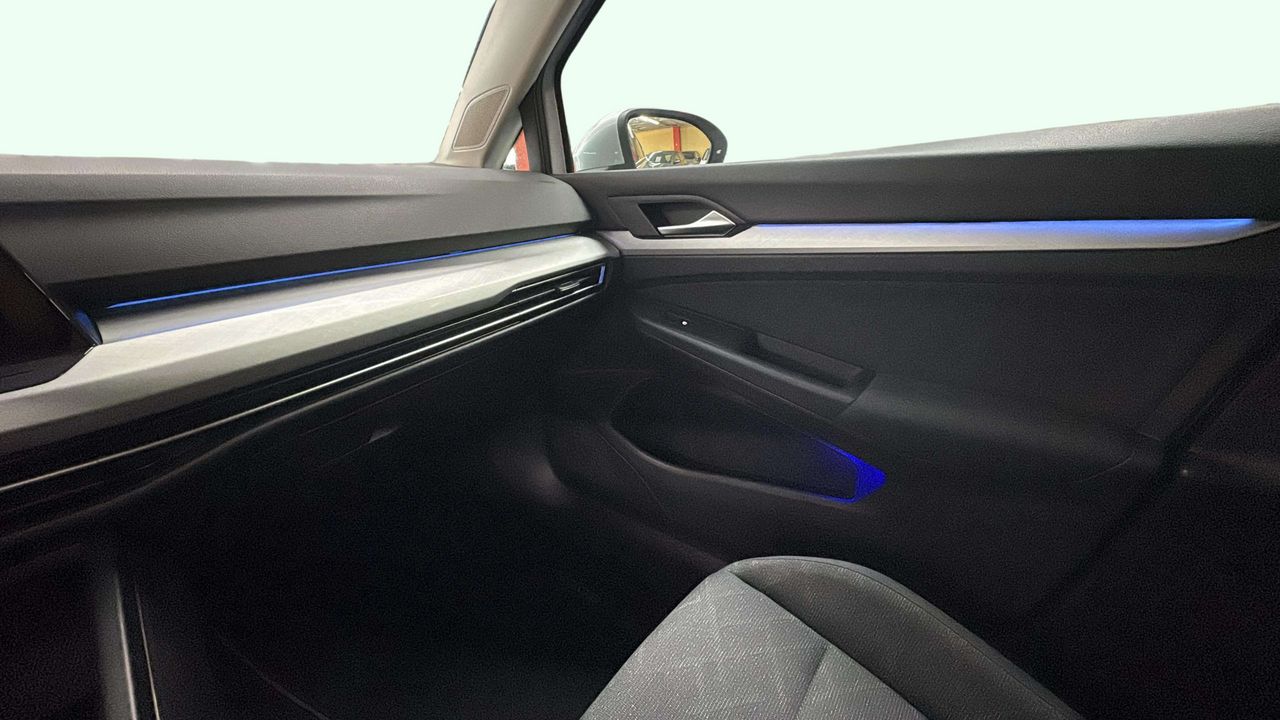 Foto Volkswagen Golf 17