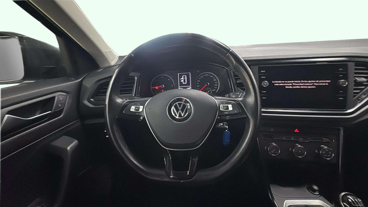 Foto Volkswagen T-Roc 12