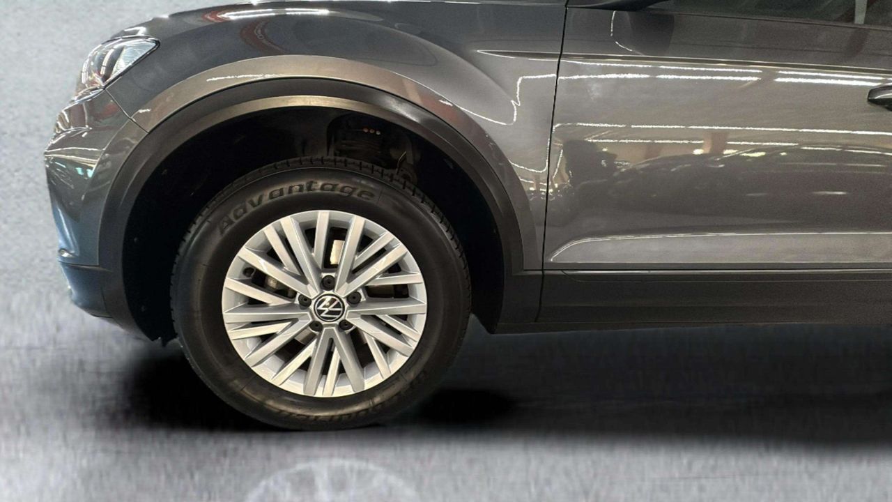 Foto Volkswagen T-Roc 15