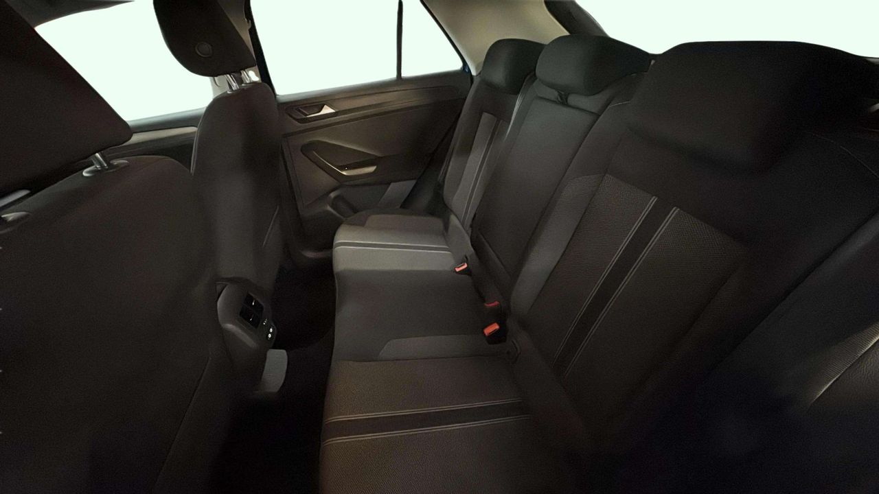 Foto Volkswagen T-Roc 10