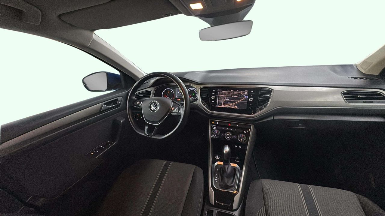 Foto Volkswagen T-Roc 11