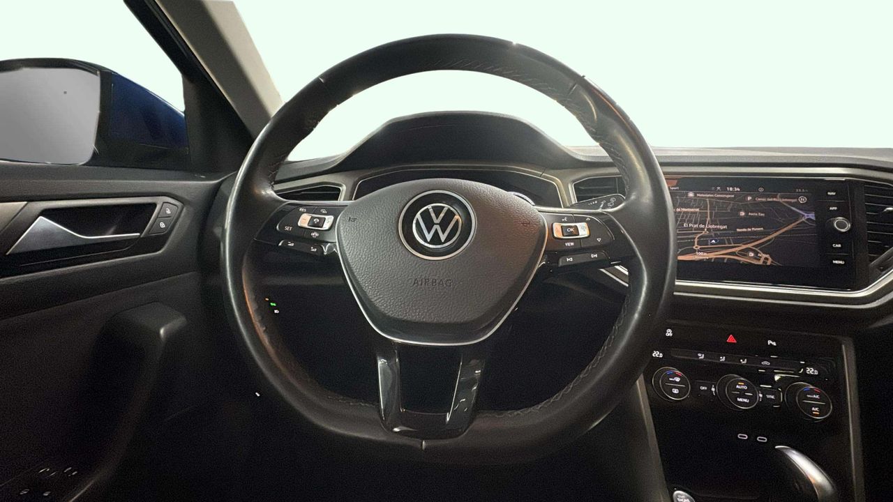Foto Volkswagen T-Roc 12