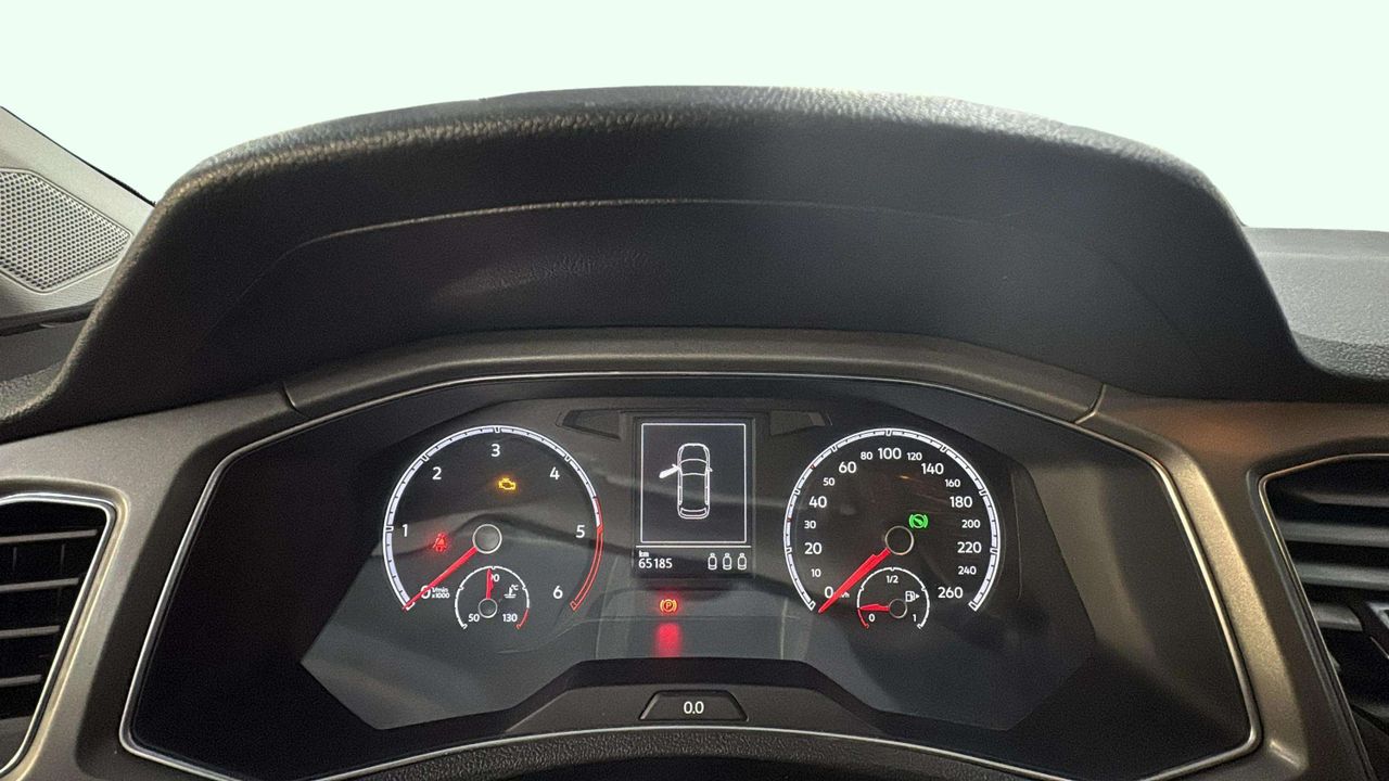 Foto Volkswagen T-Roc 13