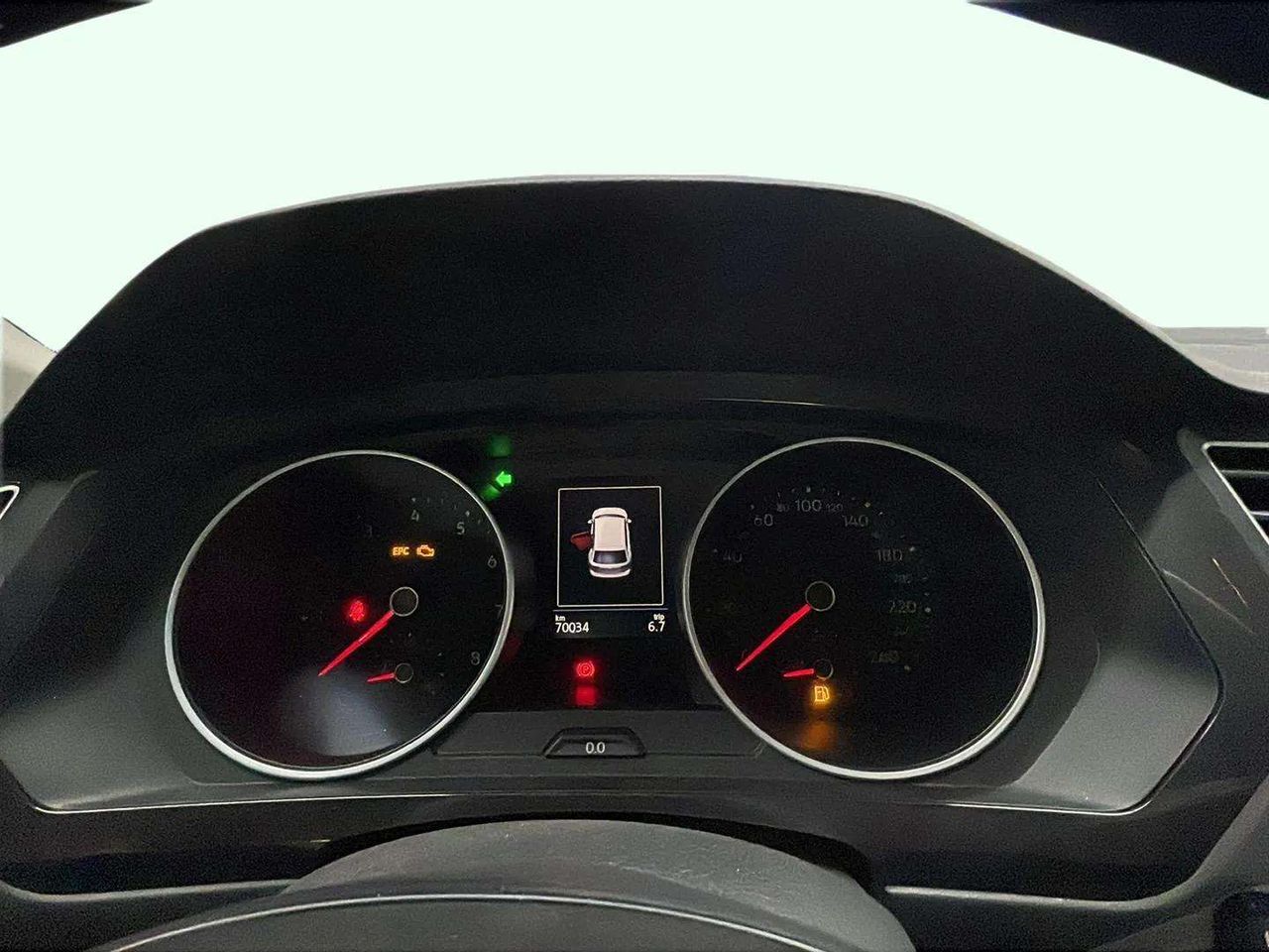 Foto Volkswagen Tiguan 13