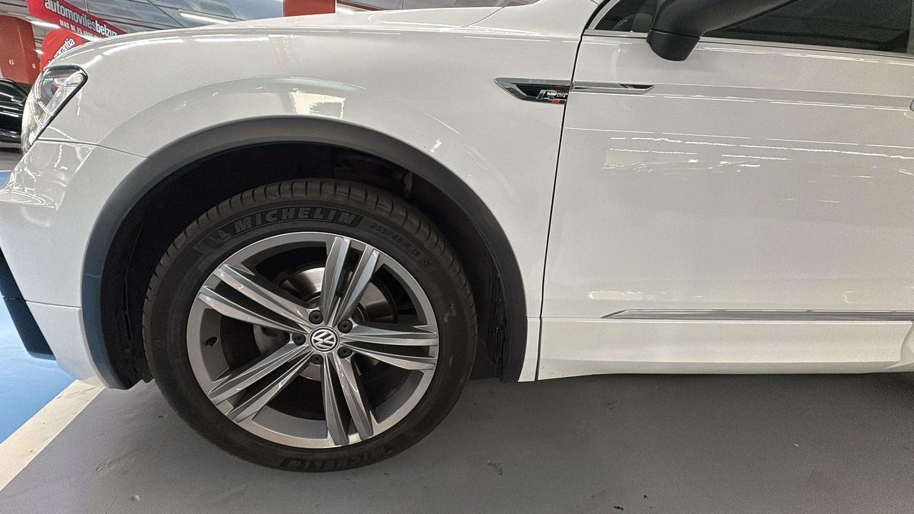 Foto Volkswagen Tiguan 17