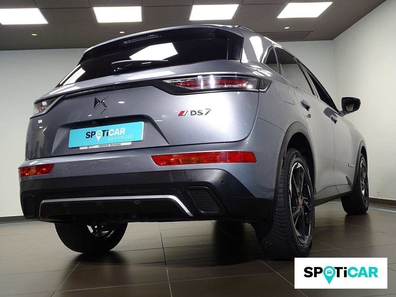 Foto DS Automobiles DS 7 Crossback 32