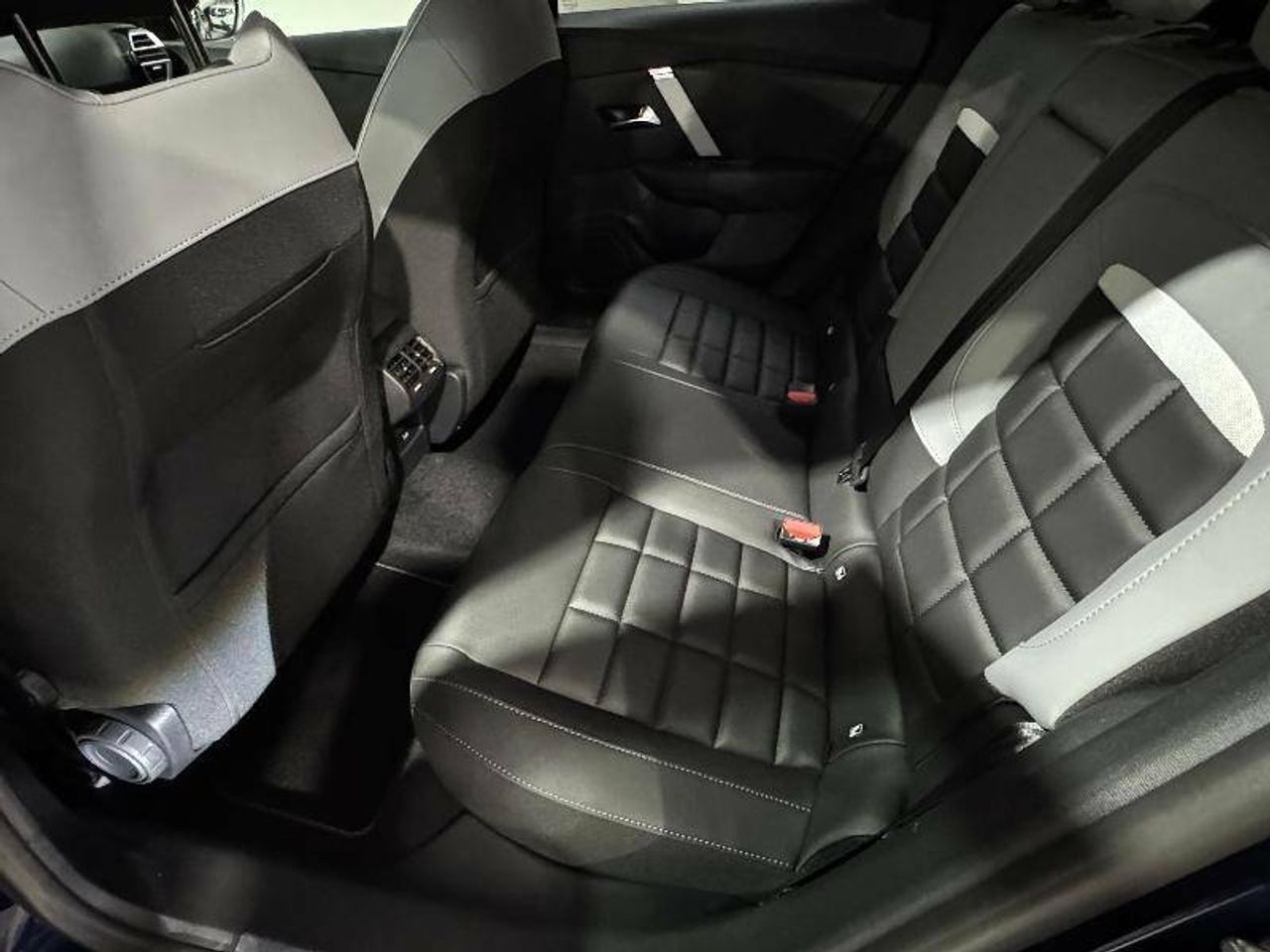 Foto Citroën C4 11