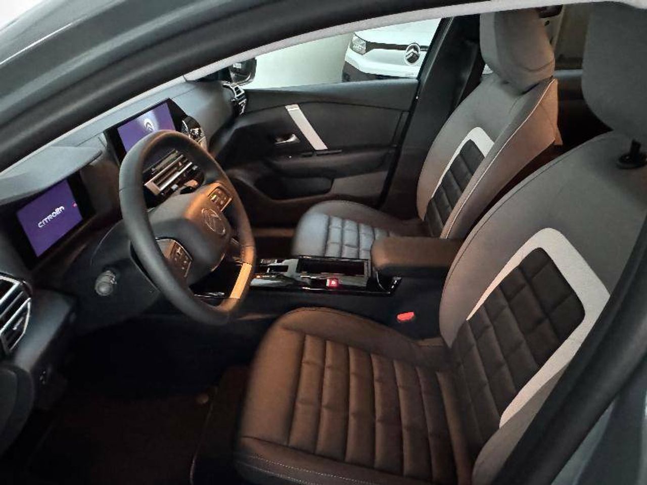 Foto Citroën C4 31