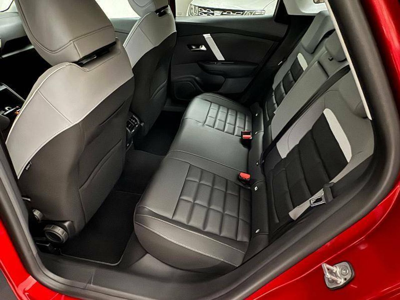 Foto Citroën C4 10