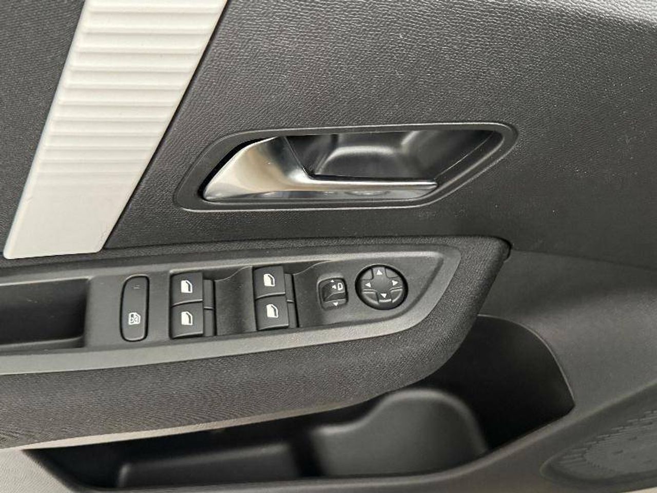 Foto Citroën C4 13
