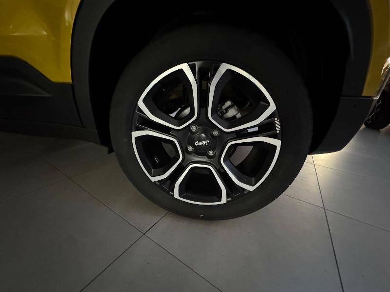 Foto Jeep Avenger 11
