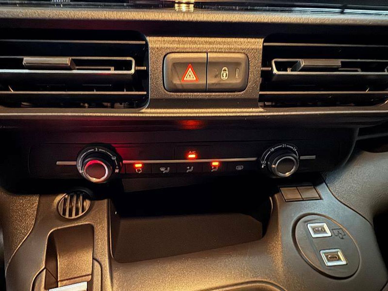 Foto Opel Combo 18