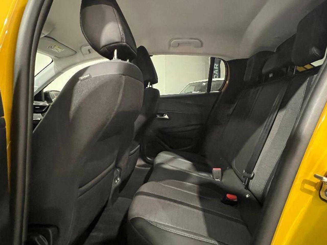 Foto Peugeot 208 15