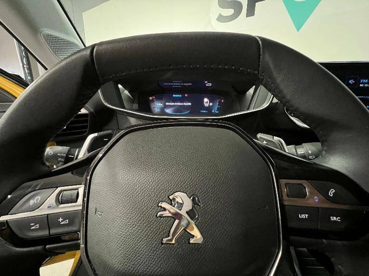 Foto Peugeot 208 17