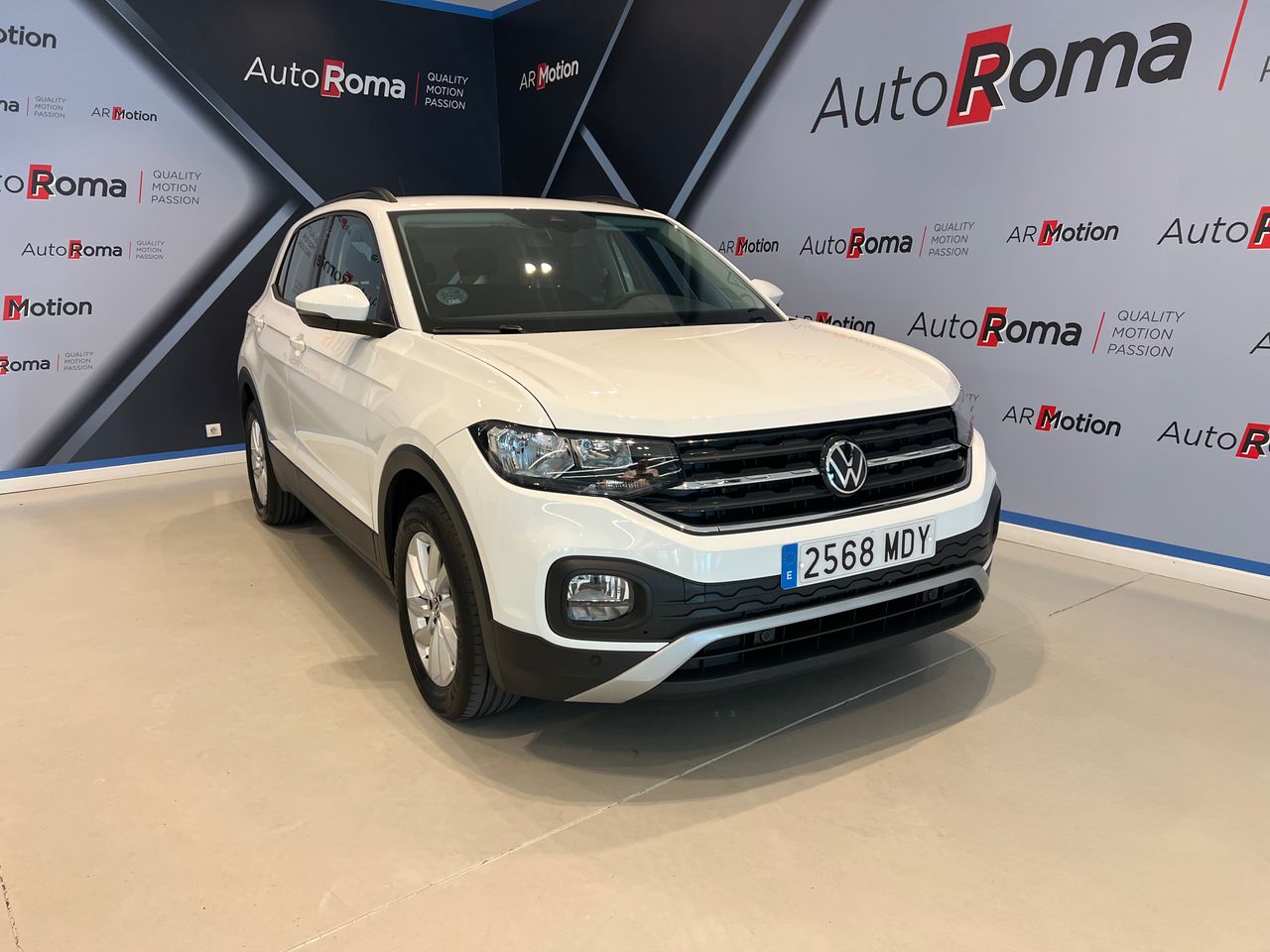 Foto Volkswagen T-Cross 1